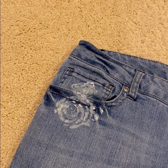 Baccini Cropped Jeans - Picture 3 of 13